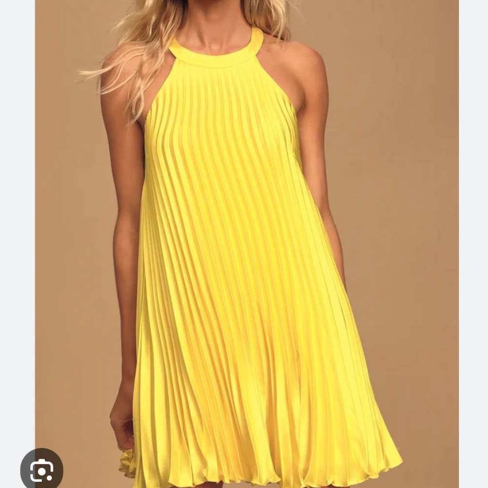 Yellow pleated Halter Dress Large